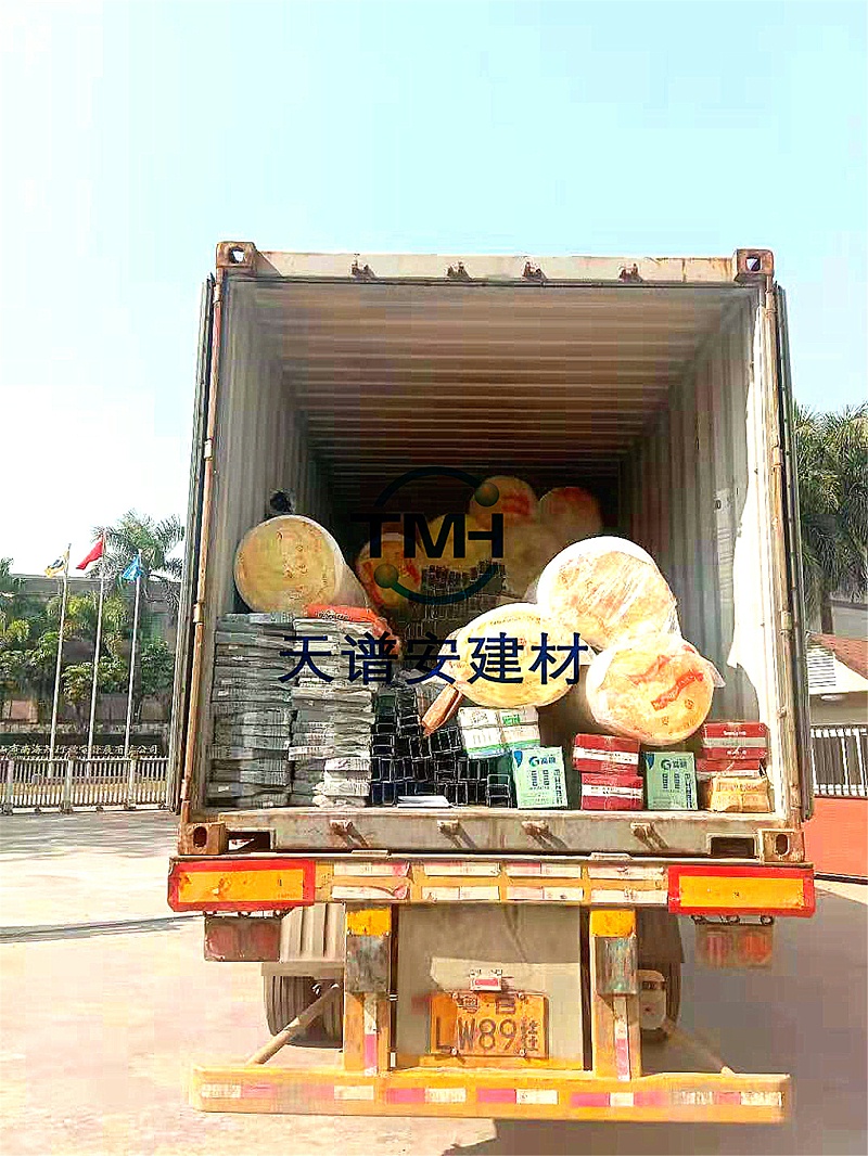 鋼結(jié)構(gòu)房屋生產(chǎn)廠(chǎng)