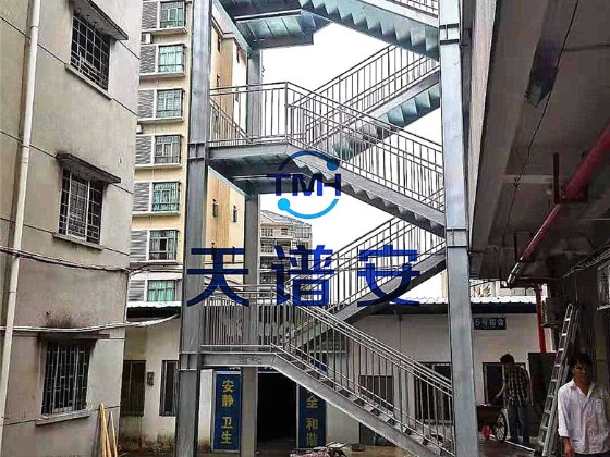 鋼結構樓梯